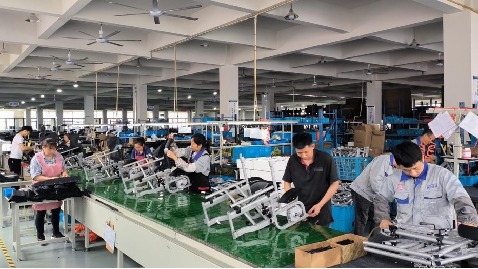China electric wheelchair manufacturer